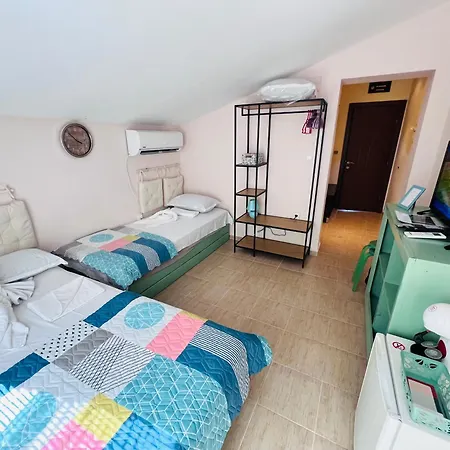 Apartment Desi House 403 *